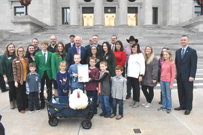 Governor Asa Hutchinson proclaims Turkey Week in Arkansas
