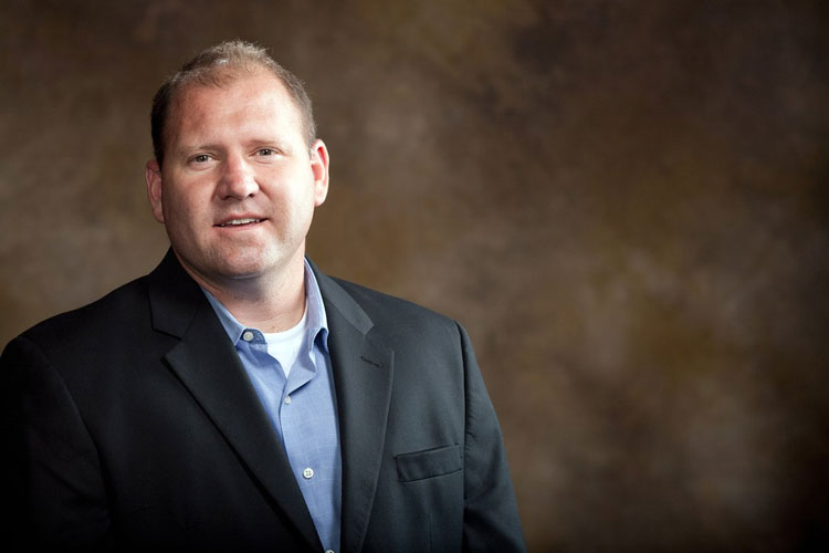 Center Director and USDA-ARS Research Leader Named Fellows of Poultry Science Association