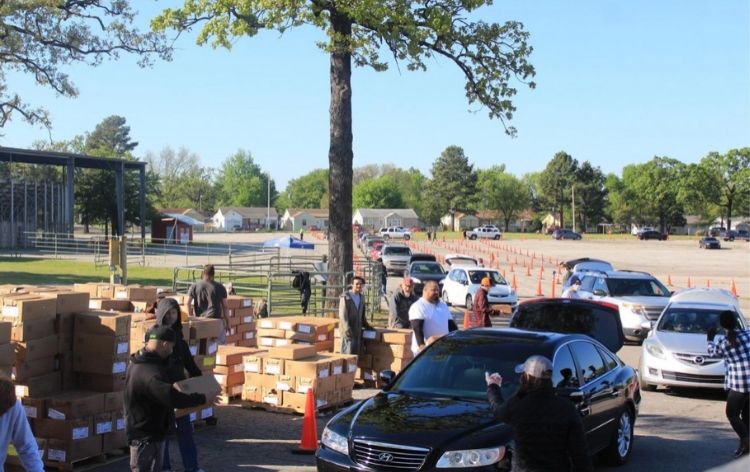 OK Foods Partners with River Valley Regional Food Bank to host Chicken Giveaway