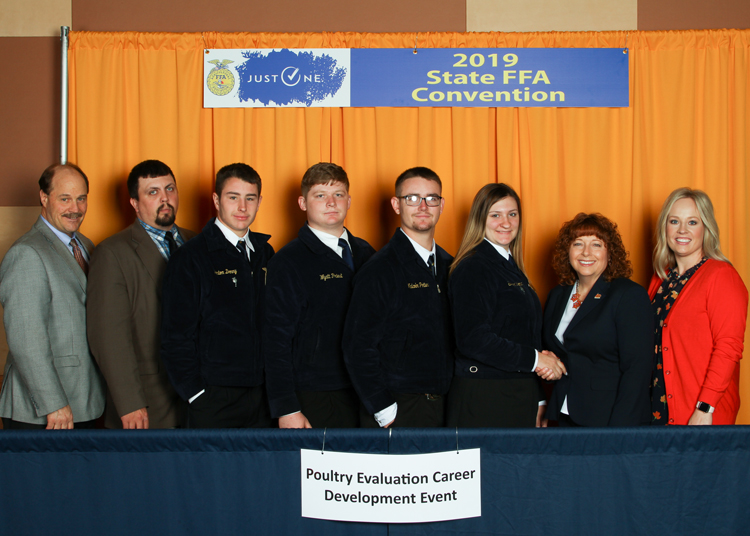 Poultry Evaluation CDE 1st Place Team Colcord FFA